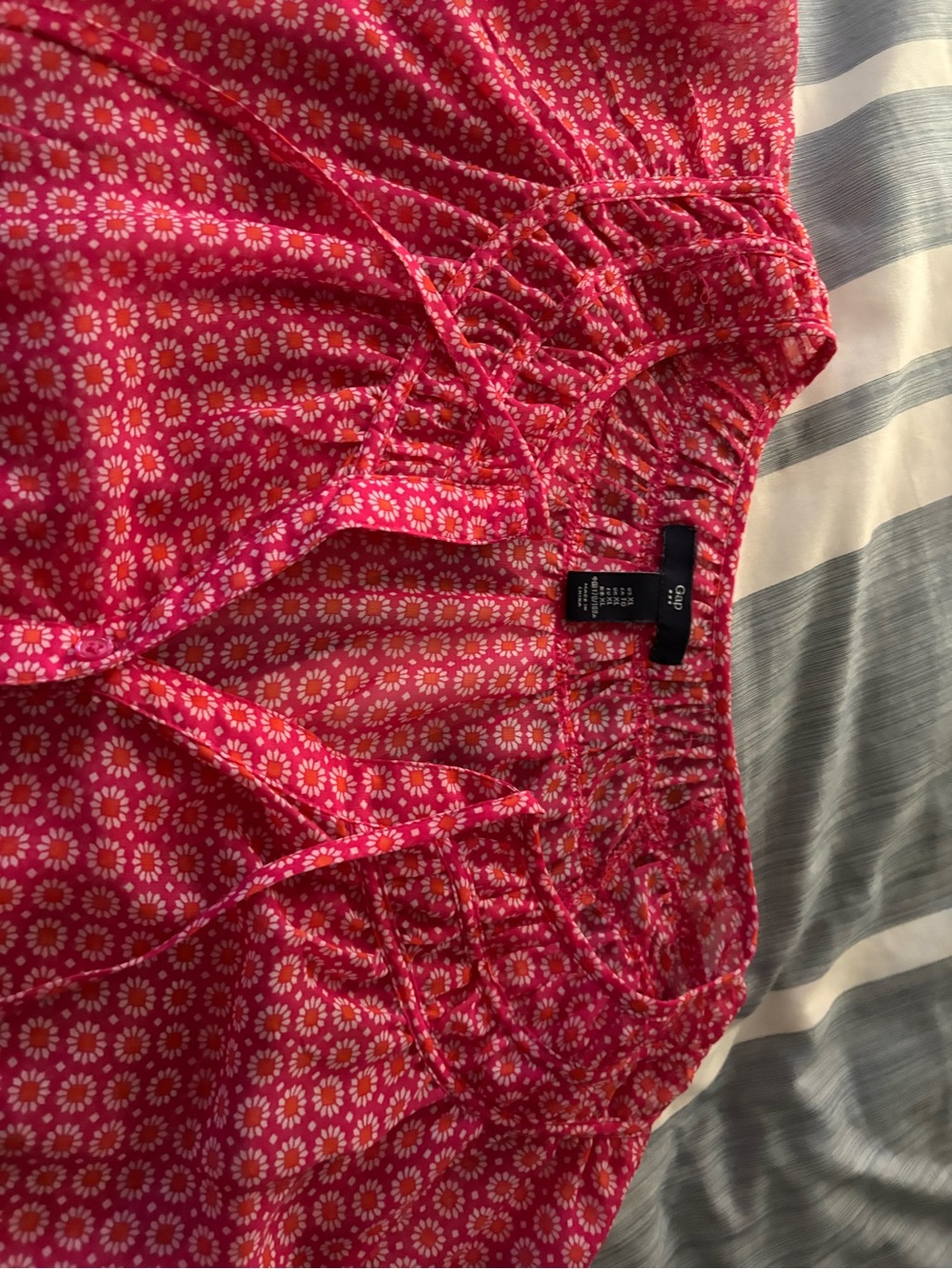 Gap top